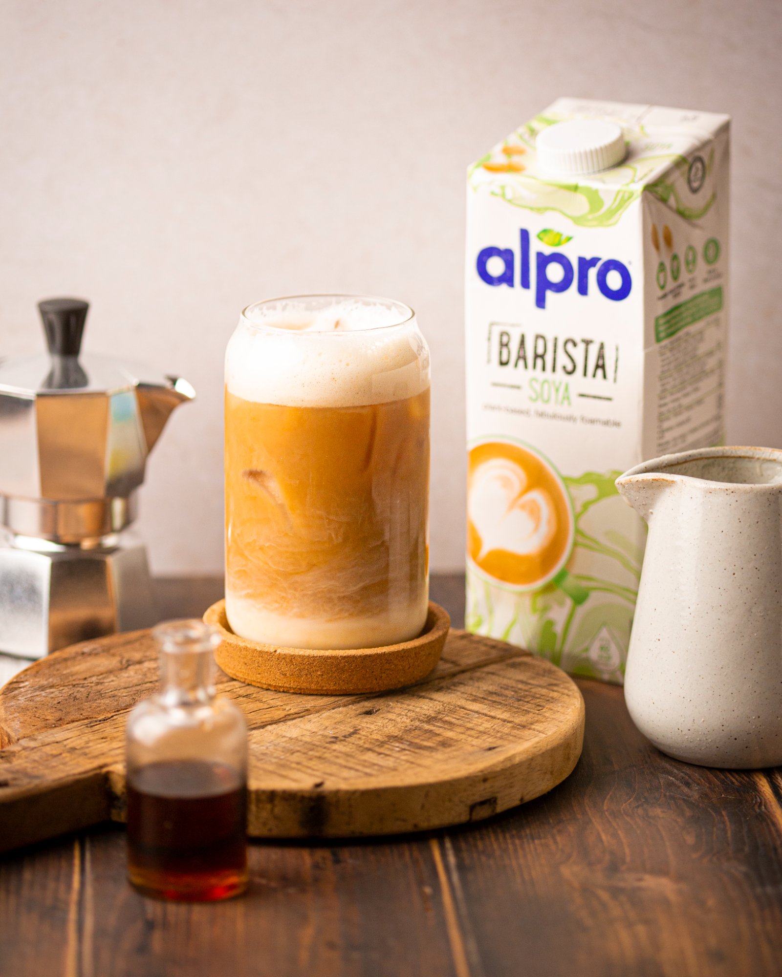 Alpro Barista Almond, banana fluffy cino