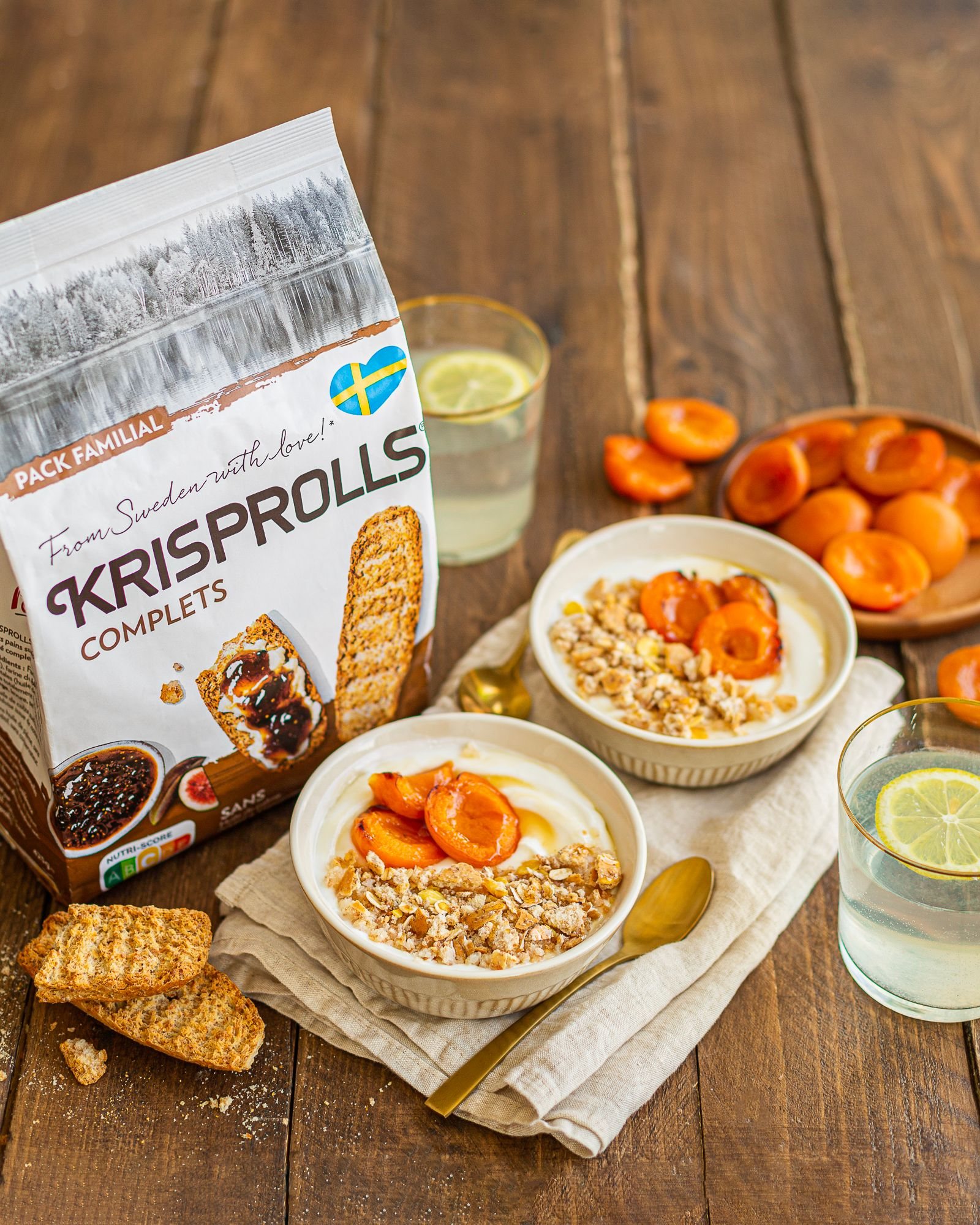 Krisprolls bols de fromage blanc et abricots rôtis
